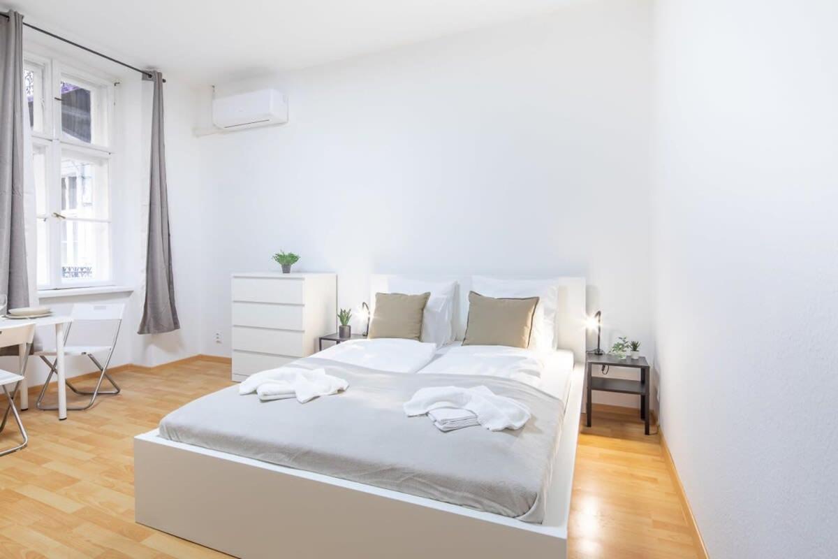 Very Central Convenient Flat Budapest Exterior photo